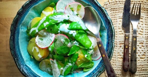 Sultani Bezelyeli Patates Salatası