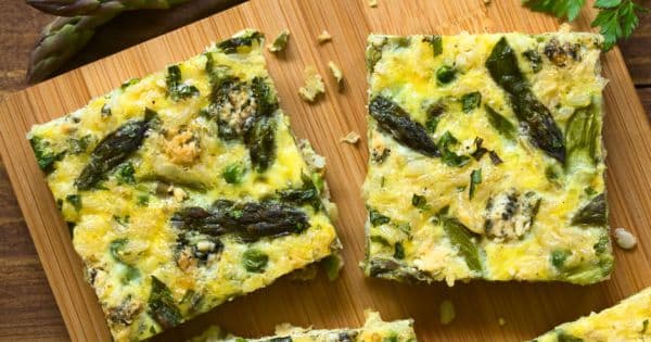 Fırında Kuşkonmazlı Omlet