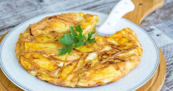 Börek Tadında Patatesli Omlet