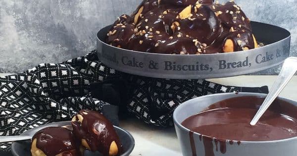 Tam Ölçülü Profiterol