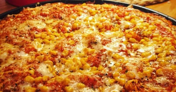 Chicago Usulü Pizza