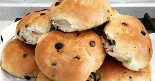 Schokobrötchen (Çikolatalı Poğaça)