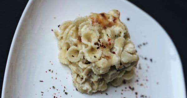 Beşamel Soslu Peynirli Fırın Makarna