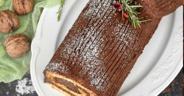 Kütük Pasta (Buche de Noel)