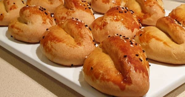 Peynirli Ev Poğaçası