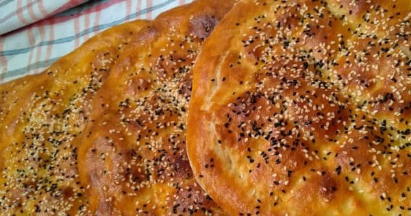 Evde Ramazan Pidesi