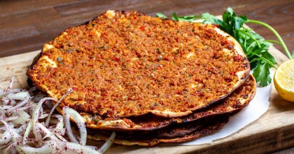 Lahmacun İçi