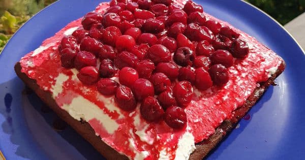 Tahinli Vişneli Fit Brownie
