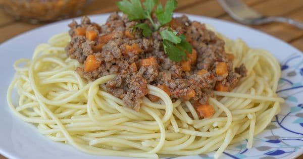 Bolonez Soslu Makarna