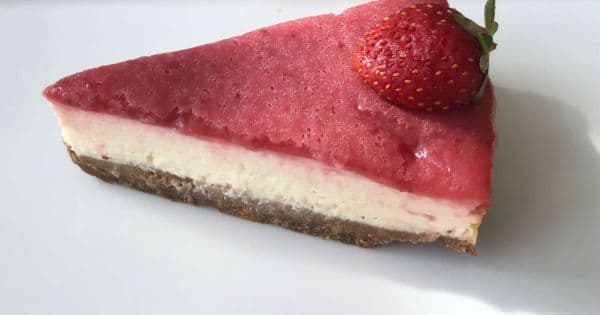 Kremasız Çilekli Cheesecake