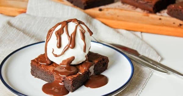 Dondurmalı Gerçek Brownie
