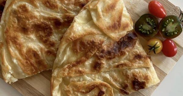 İki Peynirli Tava Böreği