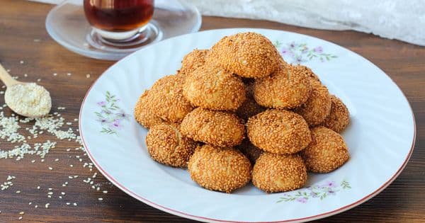 Susam Mantolu Kurabiye