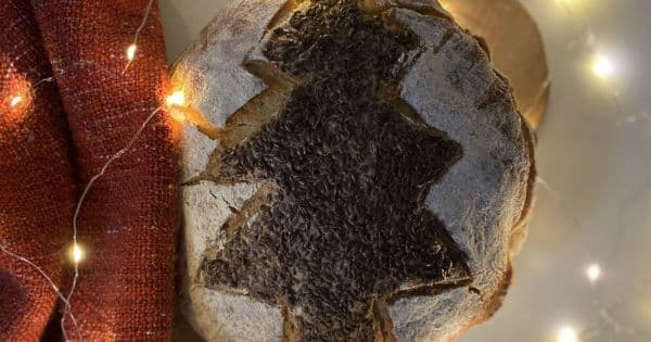 Ekşi Mayalı Ağaç Ekmek