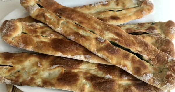 Ispanaklı Pide