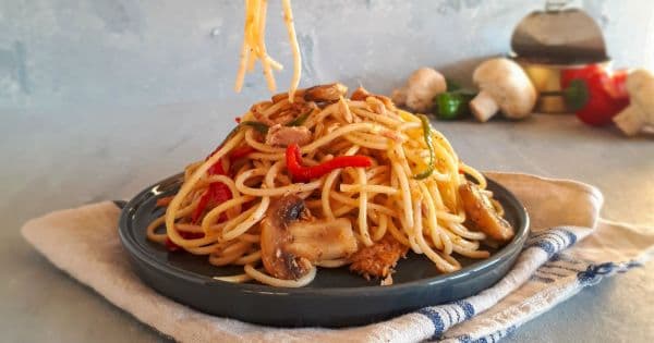 Mantarlı Ton Balıklı Makarna