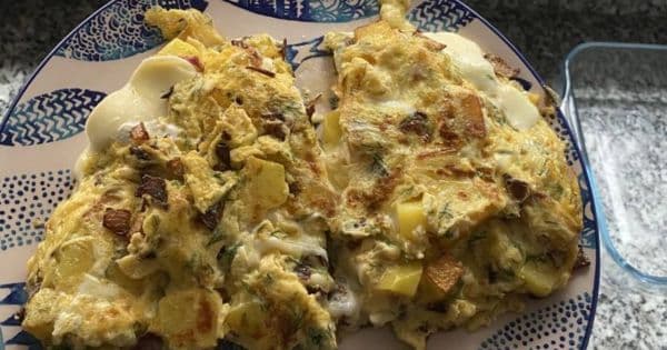 Patatesli Omlet