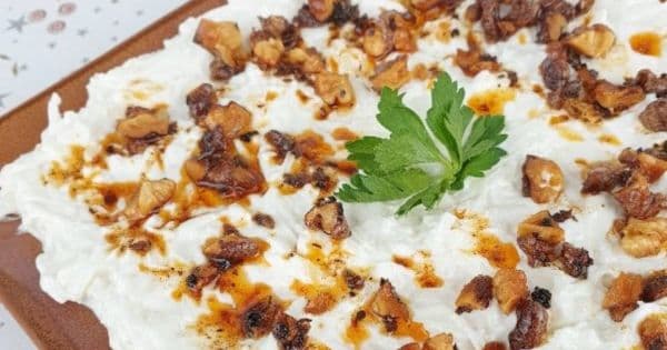 Ceviz Soslu Kereviz Salatası