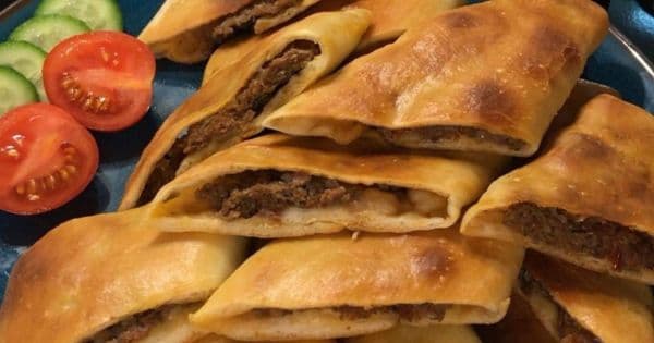 Kıymalı Kır Pidesi