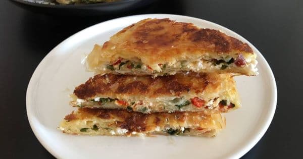 Baklavalık Yufkadan Tava Böreği
