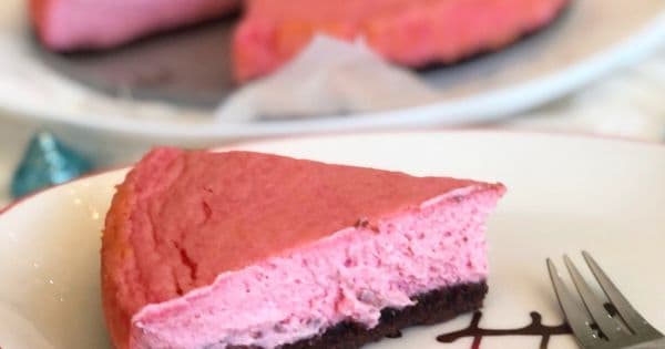 Bisküvili Pembe Cheesecake