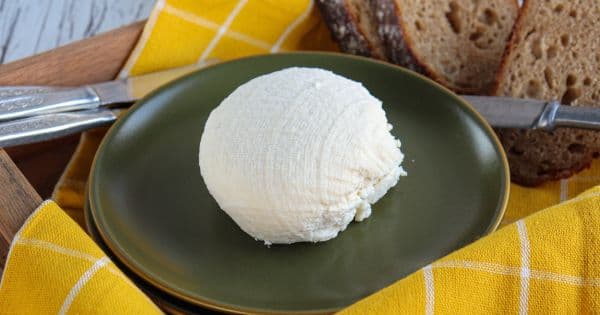 Ev Yapımı Ricotta Peyniri