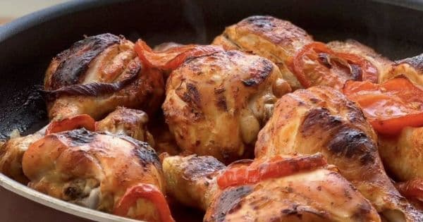 Fırında Soslu Tavuk ve Elma Dilim Patates