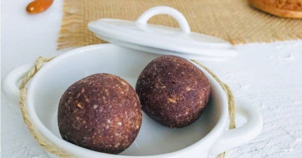 4 Malzemeli Çikolatalı Şekersiz Truffle
