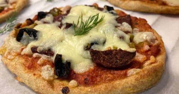 Hamuru İki Malzemeli Pizza