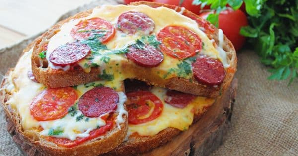 Bol Malzemeli Açık Tost