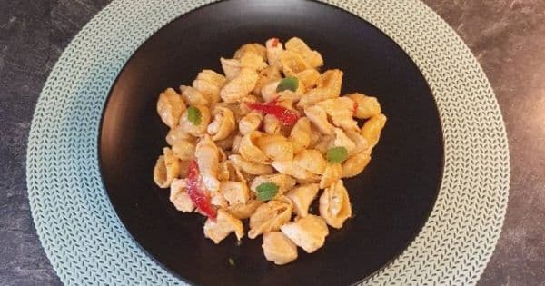 Tavuklu Makarna