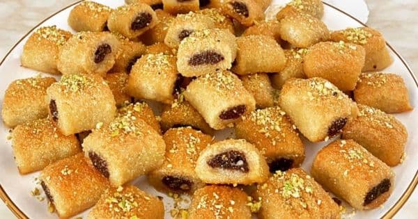 İki Renkli İrmikli Tatlı