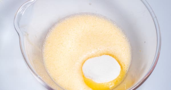 Limonlu Labneli Nemli Kek