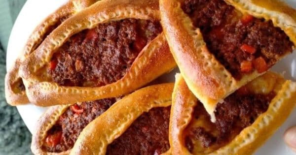 Mayasız Kıymalı Pide
