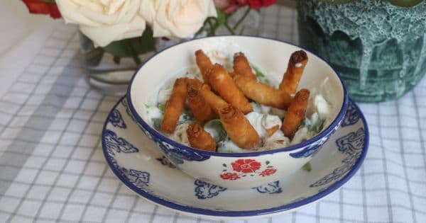 Çıtır Yufkalı Tavuklu Semizotu Salatası