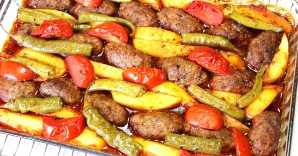 Lokanta Usulü Fırında İzmir Köfte