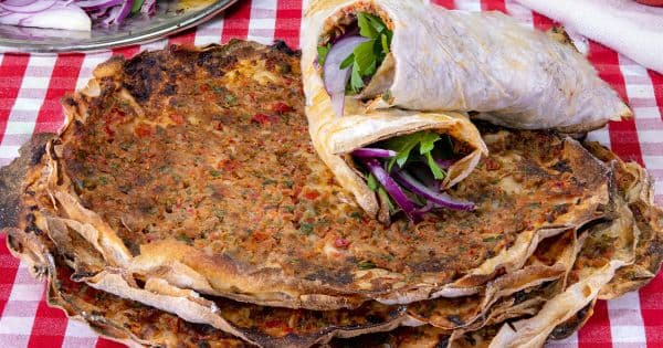 Yufkadan Lahmacun