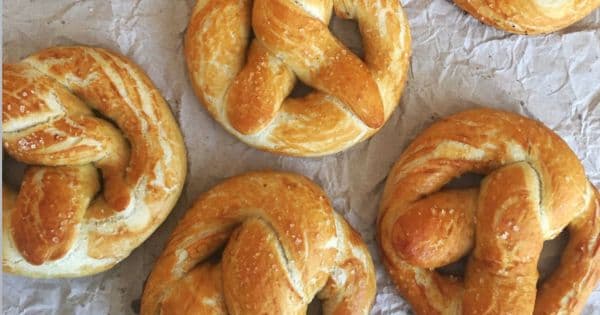 Ev Yapımı Pretzel