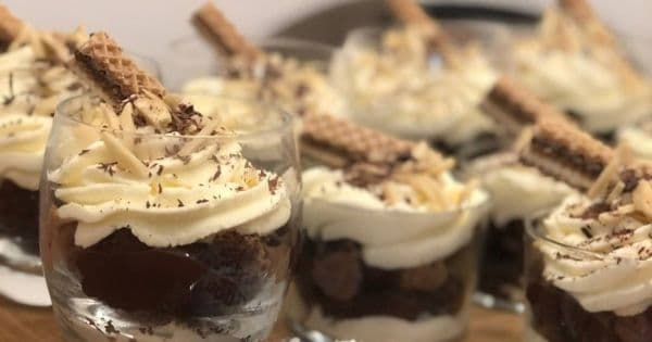Gofretli Bardak Tatlısı