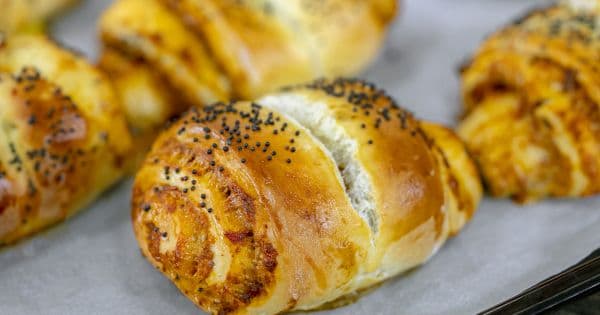 Acukalı Kahvaltı Poğaçası