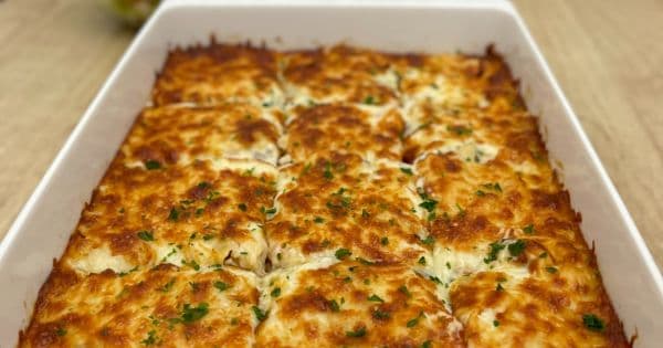 Fırında Beşamel Soslu Ispanaklı Makarna
