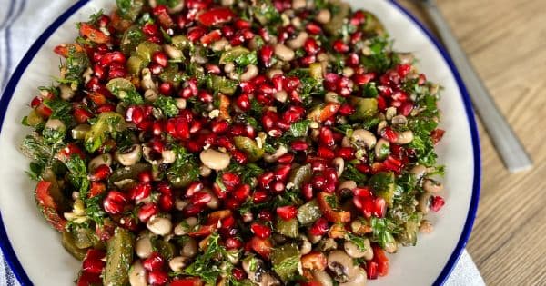 Narlı Kuru Börülce Salatası