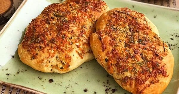 Sarımsaklı Ekmek