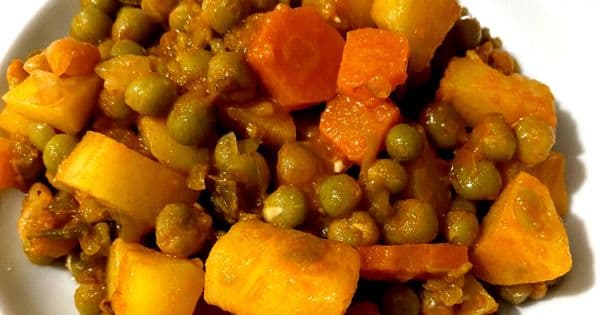 Bezelyeli Patates Yemeği