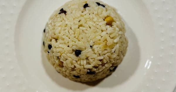 Kuş Üzümlü Pilav