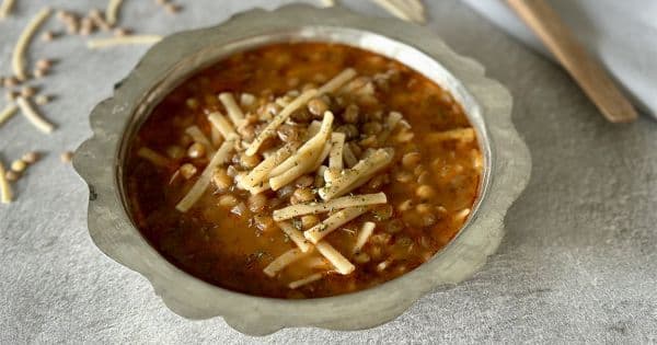 Sakala Çarpan Çorbası
