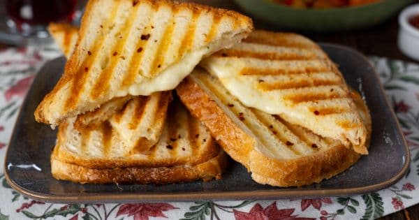 Kaşarlı Tost