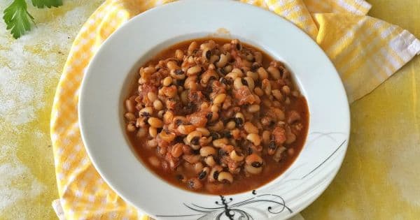Zeytinyağlı Kuru Börülce Yemeği