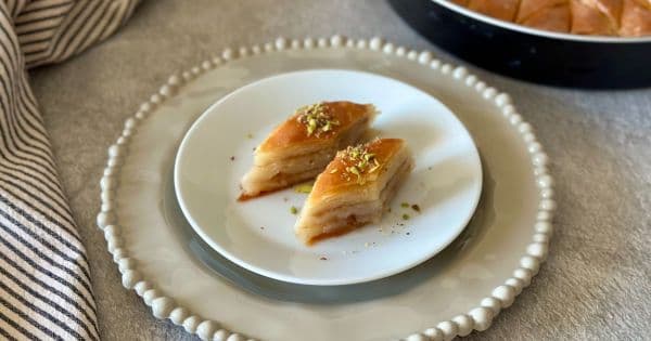 Cevizli Pratik Ev Baklavası