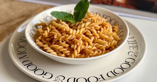 Barbekü Soslu Makarna